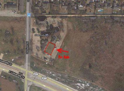 $100,000
Denton, Vacant Lot with room for up to 6000 SqFt