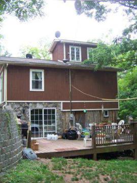 $100,000
Sandstone 1BA, Country eclectic 3 Bedroom home situated on