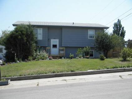 $102,900
Belle Fourche, 3 bedroom, 1 1/2 bath home in a nice