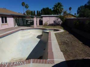 $103,000
Phoenix 2BA, INSIDE IS A MUST SEE!! DEN CAN BE 4TH BR+ 16X11