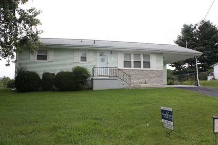 $104,900
Elizabethton, This 3 bedroom ranch with one full bath and a