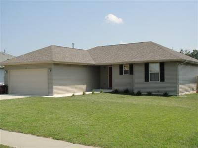 $105,000
AWESOME STARTER HOME! Features Three BR, Two BA, a 2 car garage
