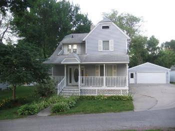 $105,000
Newton, Two story home with three bedrooms