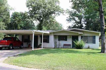 $105,000
West Monroe Real Estate Home for Sale. $105,000 3bd/1ba. - Melinda May of