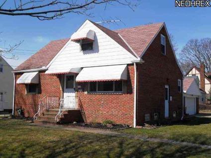 $105,000
Willowick 3BR 1BA, Conveniences is the best word to describe