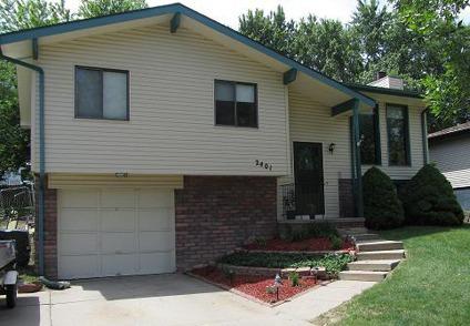 $108,900
Dollar Value in Northwest Lincoln - 3br home -