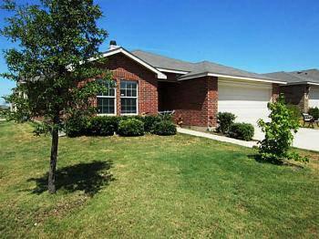$109,500
Fort Worth Three BR Two BA, Popular Fox & Jacobs floor-plan features