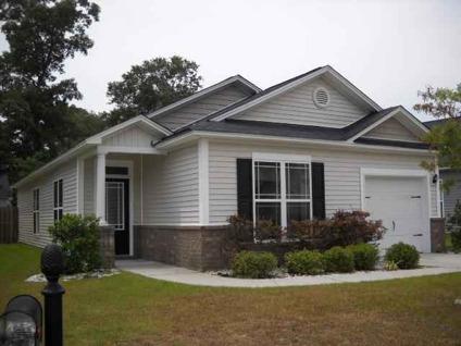 $109,900
Bluffton, Wow!! 3 bedroom, 2 bath single story home with