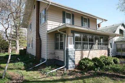 $109,900
Champaign 3BR 1.5BA, This home is filled with warmth and