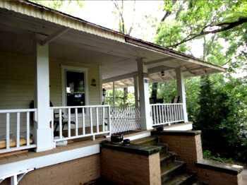 $109,900
Great Cottage in Town