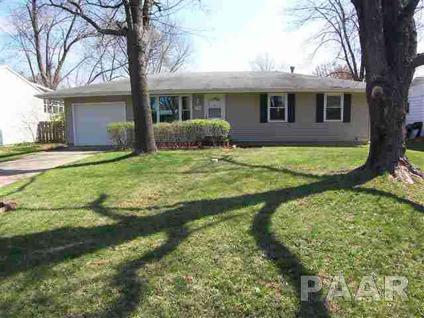 $109,900
Residential, Ranch - PEORIA, IL