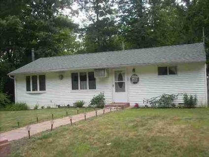 $109,900
Wurtsboro 3BR 1BA, Country Living in a great house.