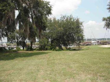 $110,000
Beaufort, This lot overlooks the waterfront at The Cottages