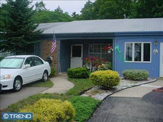 $110,000
Southampton One BA, Great One BR living, nice curb