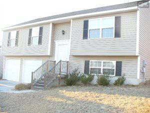 $112,900
Lexington 2BA, Great home featuring great room/ dining - 3