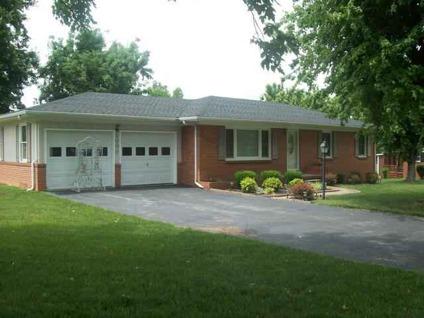 $114,500
Central City 3BR 1BA, 1000 St Rt 602 . You should take a