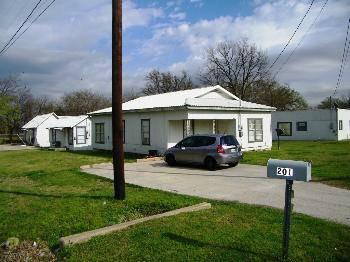 $114,900
Rhome 3BR 1BA, THREE RENT HOUSES, ALL CURRENTLY UNDER