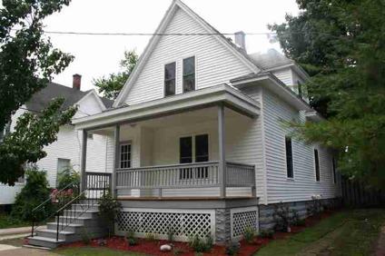 $114,900
Saint Joseph 3BR 2BA, Move-in Ready! Must see inside this