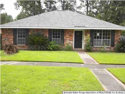 $115,000
Baton Rouge, Three BR Two BA WITH OVER 1400 LIVING ROOM.