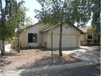 $115,000
Charming Stonebridge Gardens HUD Home in Mesa AZ