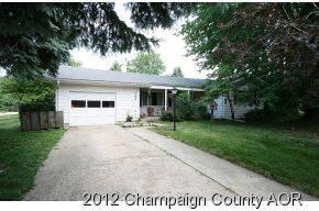 $115,000
Urbana 3BR 1BA, GREAT CORNER LOT HOME WITH MORE SQUARE