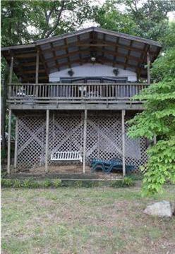 $115,000
Vincent 2BR 2BA, This is the perfect get away on Lake Logan