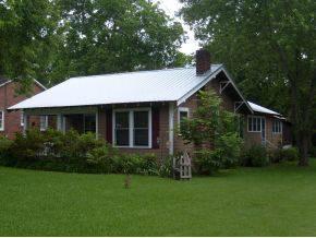 $115,900
Cullman 3BR 1BA, READY TO MOVE IN TOTALLY REMODELED HISTORIC