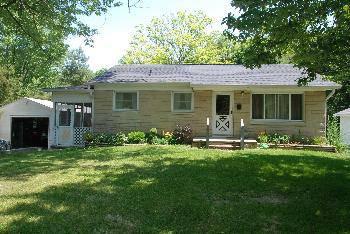 $117,000
Bloomington 2BR 1.5BA, This home has new bamboo floors in