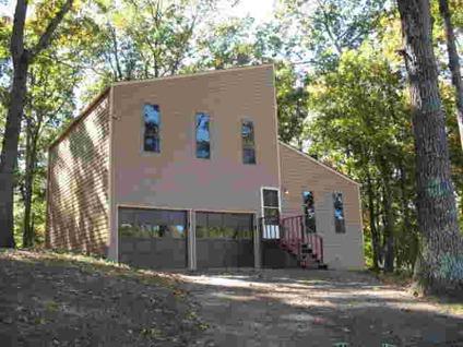 $117,900
Woodstock 3BR 2.5BA, OPEN AND BRIGHT WITH NEW HARDWOODS