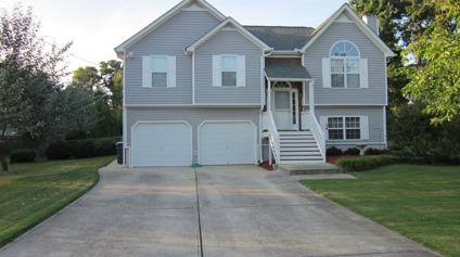 $118,900
3BR/3BA House with Finished Basement