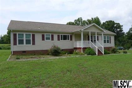$119,000
Catawba 3BR 2BA, Like new! This one-level home offers