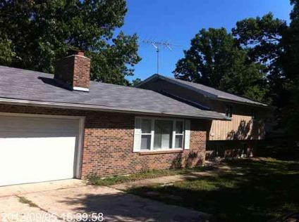 $119,000
Plato, Tri level home with 3 bedrooms, 2 baths.
