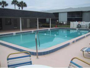 $119,800
Cocoa Beach 2BR 2BA, Riverfront complex! Well priced second