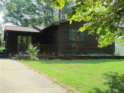 $119,900
Carbondale, Three bedroom, two bath home with basement just