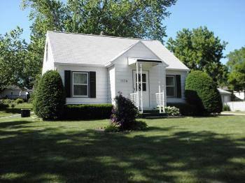$119,900
Cedar Falls 3BR 1BA, This 1 1/2 story home has a large
