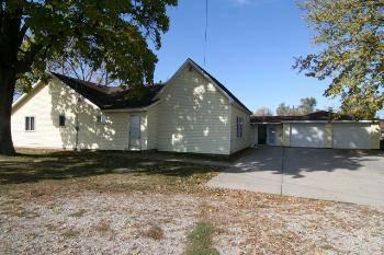 $119,900
Colfax 5BR 3.5BA, Spacious home boasts over 3,100 sq. ft.