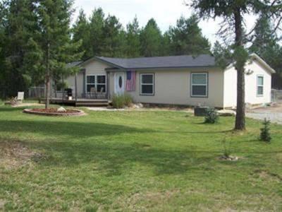 $119,900
Immaculate 4 Bedroom Home on 5 Treed Acres!
