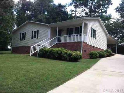 $119,900
Troy 3BR 2BA, Very quite culdesac home in Woodrun on