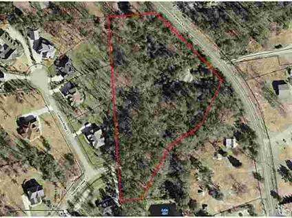 $119,900
Wendell, Gorgeous 5 Ac +/- lot backing up to luxury homes.