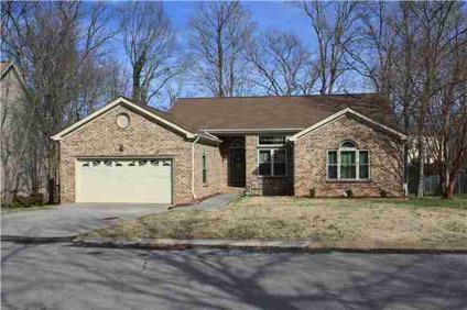 $119,911
Nashville 3BR 2BA, HUGE LIVING ROOM WITH VAULTED CEILING AND