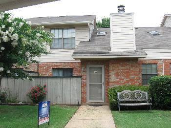 $120,000
Bossier City 2BA, One of the rare 3 bedroom townhomes in