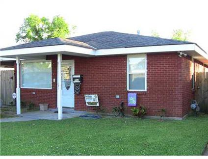 $120,000
Bridge City 2BR 1BA, Immaculate! All Brick home was
