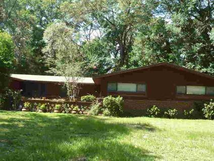 $120,000
Jacksonville 4BR 2BA, Great home close to St Johns river.