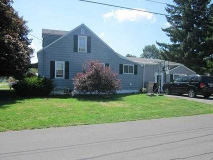 $121,900
Frankfort 3BR 2BA, 500 Fourth Ave Ext - : Wow this cape cod
