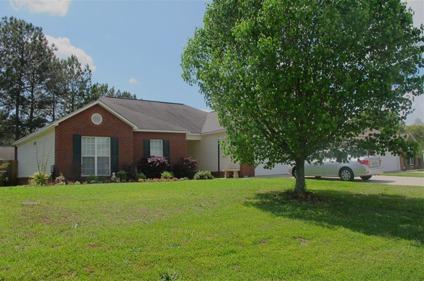 $122,000
Single Family home. Priced below recent appraisal of $125,000. Fantastic Schools