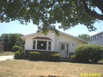 $122,000
Three Bedroom home in Sugar Grove with two full baths.