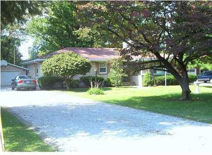 $122,900
Evansville 3BR 3BA, Very large wooded lot over 380 feet