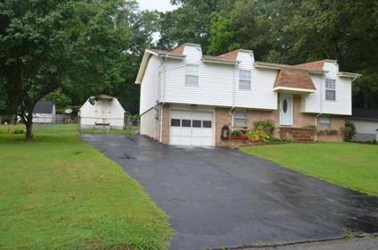 $123,500
Hixson 3BR 1.5BA, BRING YOUR CHECKBOOK, YOUR AGENT AND YOUR