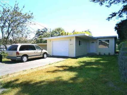 $124,500
Coos Bay 3BR 1BA, REMODELED and Ready for entertaining