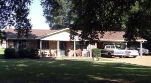 $124,900
Corinth 3BR 1BA, BEAUTIFUL BRICK HOME LOCATED ON 4 ACRES IN